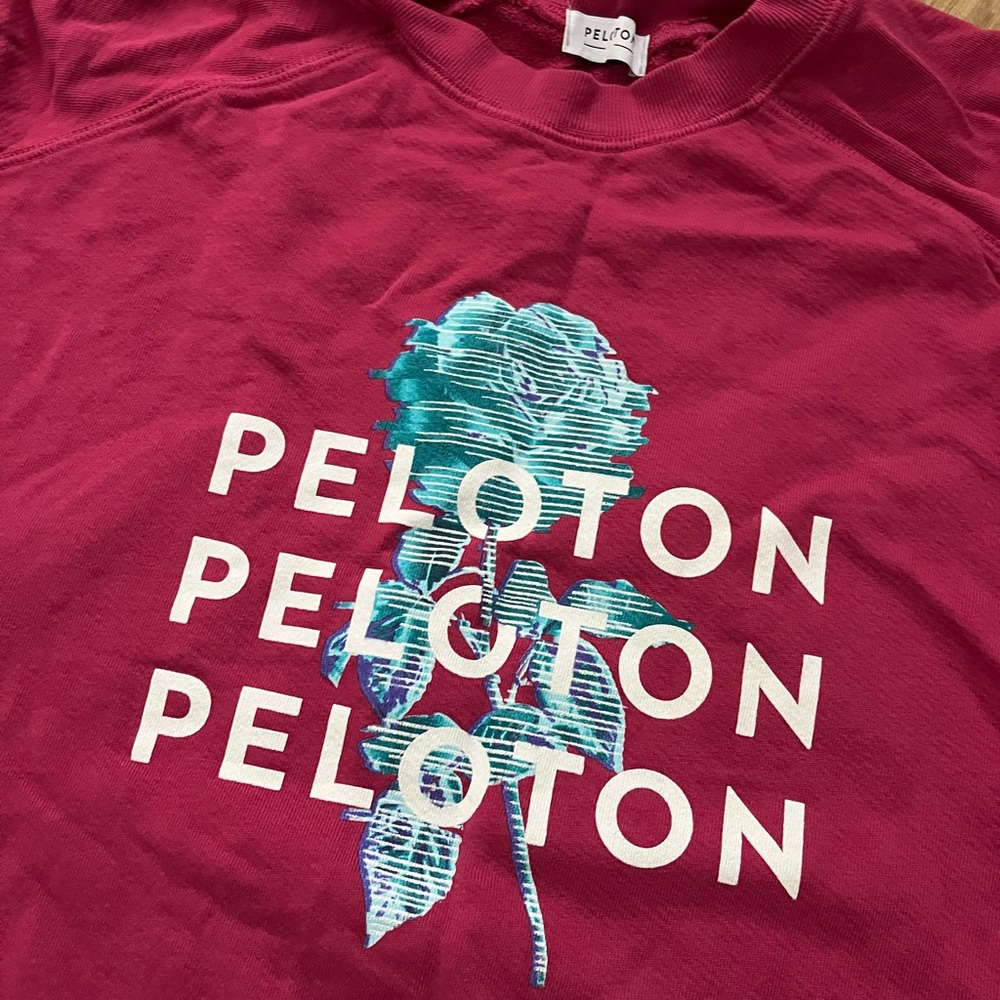 Peloton crew neck sweatshirt size small